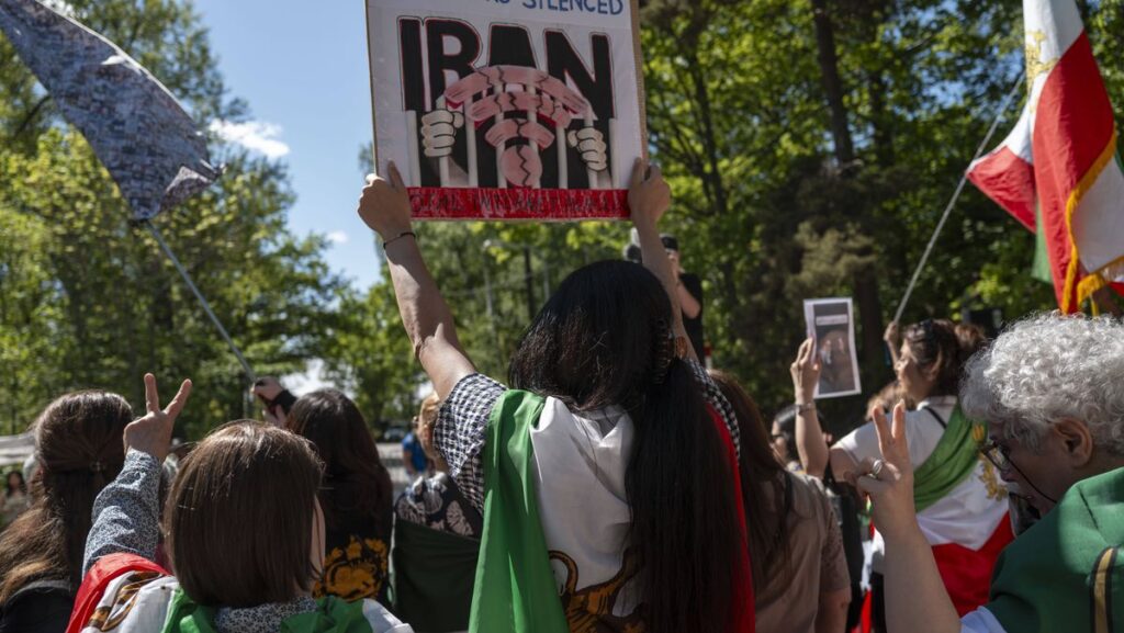 Demonstration gegen das iranische Regime in Stockholm