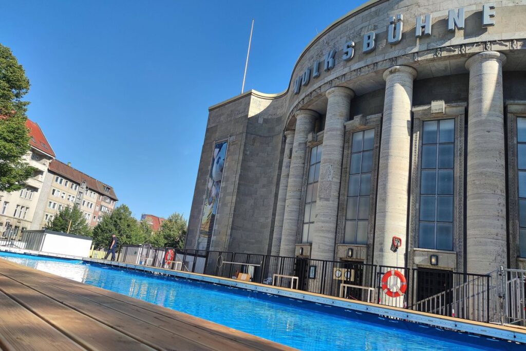 Was hat der Streit um das Berliner »Volksbad« mit der Diskussion um Israel zu tun?