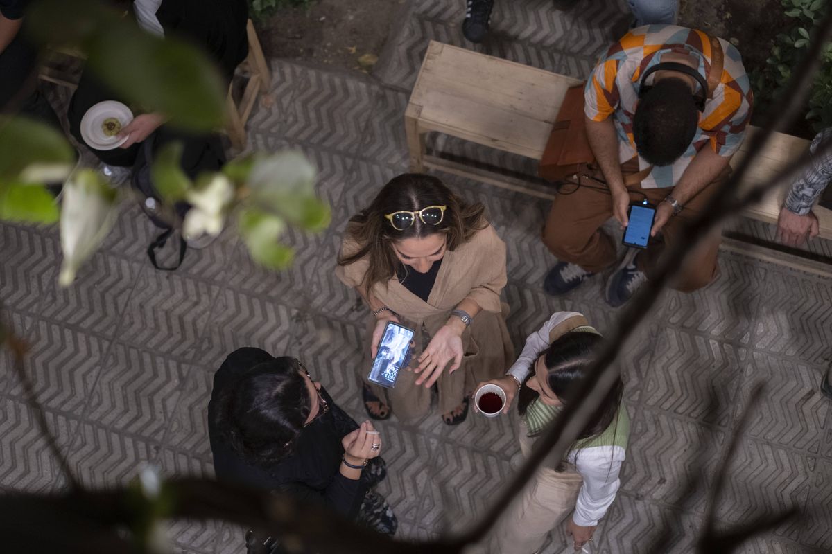 Im Iran werden sarkastische Handy-Videos zu einer neuen Form des Protests