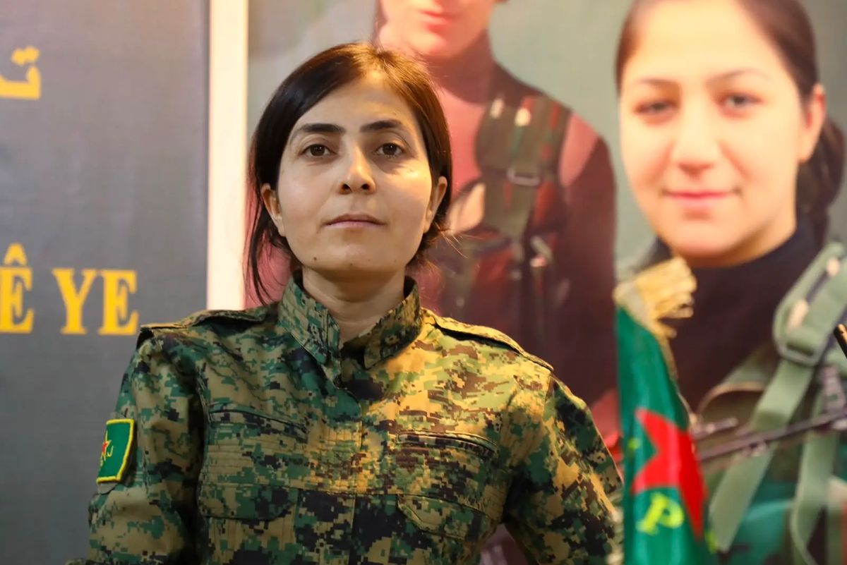 YPJ-Sprecherin Ruken Jamal: Kurdische Frauenverteidigungseinheiten sollen in syrisches Innenministerium integriert werden
