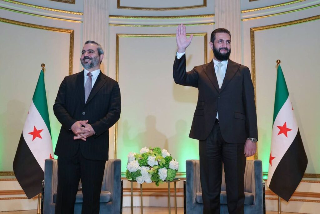 Der syrische Präsident Ahmed al-Sharaa mit Außeninister Asaad Hassan al-Shaibani in New York