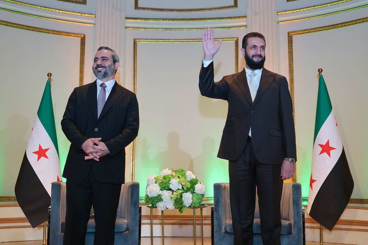 Der syrische Präsident Ahmed al-Sharaa mit Außeninister Asaad Hassan al-Shaibani in New York