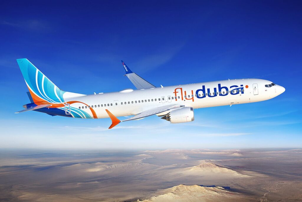 Boeing 737 Max der Fluglinie Flydubai: Israelische Passagiere überwältigen Attentäter