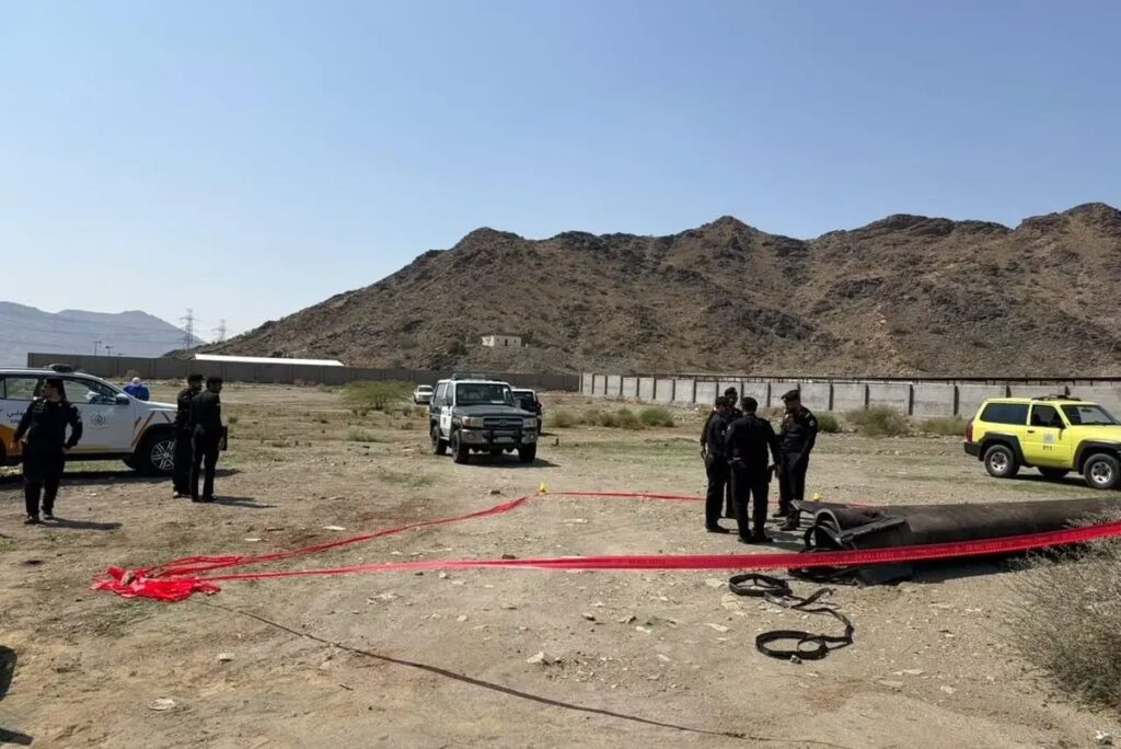 Einschlag einer Huthi-Rakete in Saudi-Arabien