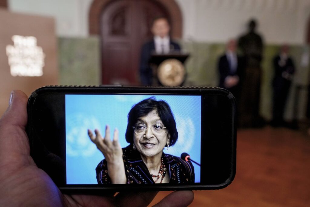 Die Verkündigung der Verleihung des Friedensnobelpreises an Navi Pillay